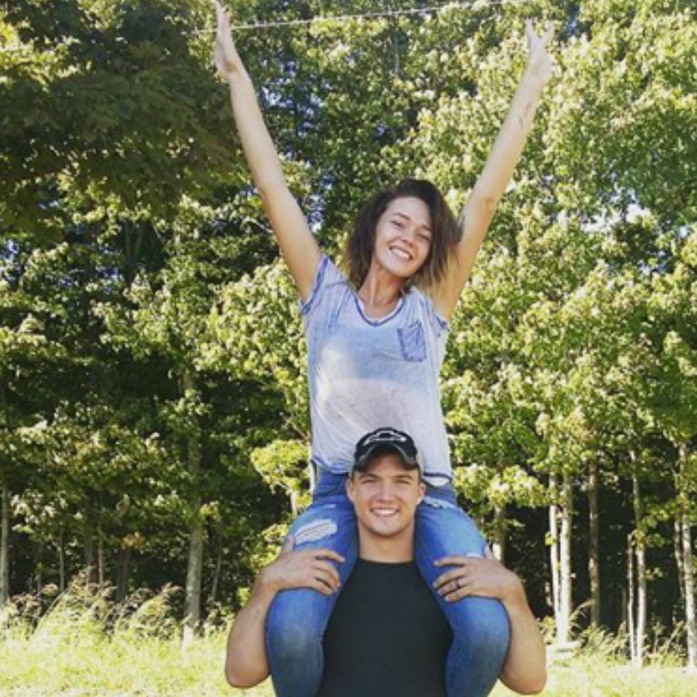 Meet your Posher, Courtney